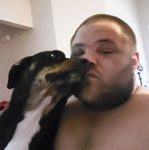 Meet your Posher, Dustin